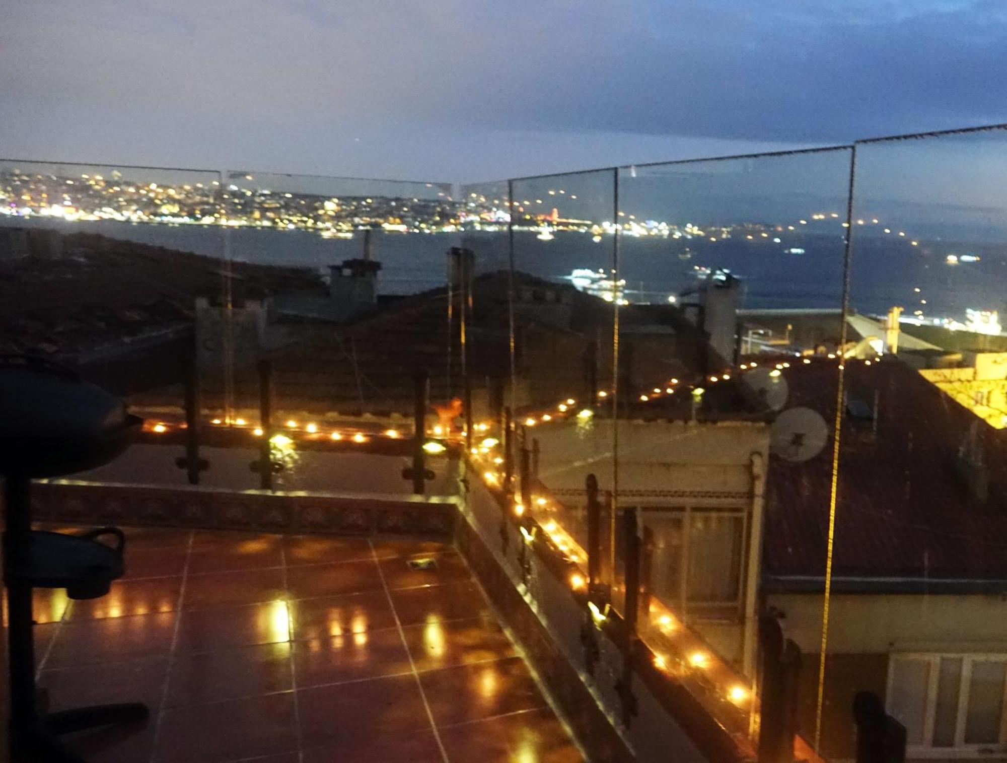 Bosphorus View-airport Shutle-high Speed Wifi-private Parking Apartament *